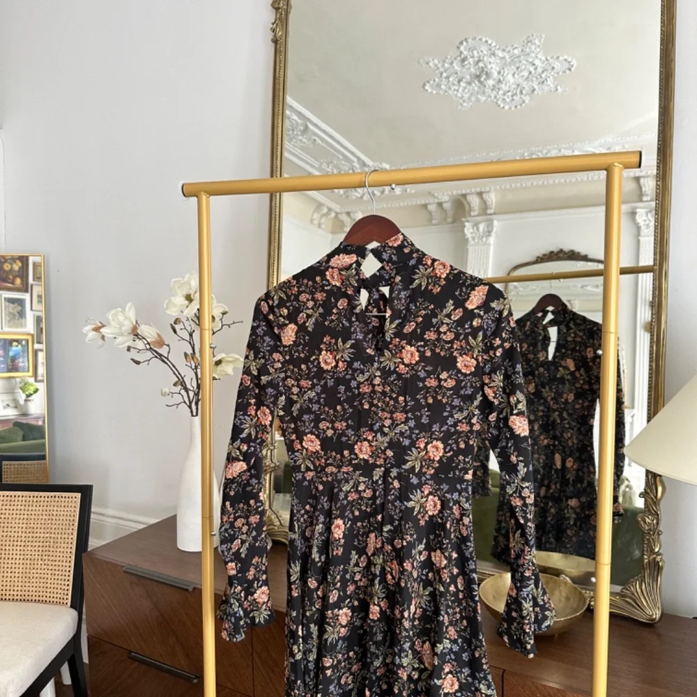 S re:named Floral Dress - Picture 2 of 3